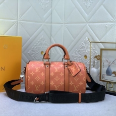 Louis Vuitton Speedy Bags